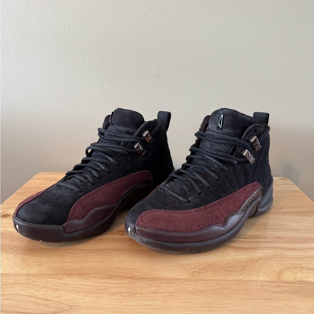 Jordan Jumpman Retro 12–Black and Maroon—Women's Sneakers Size 6